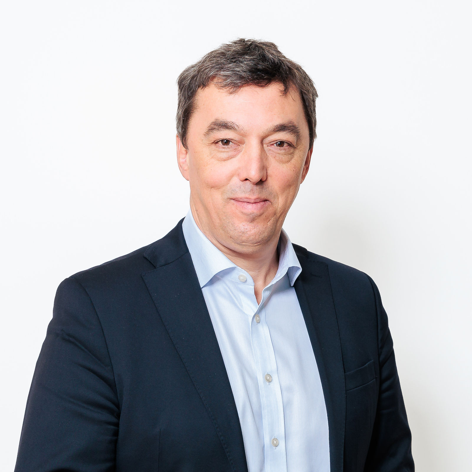 10 — 20240201-bves-mitarbeiter-portraits-new_URBAN