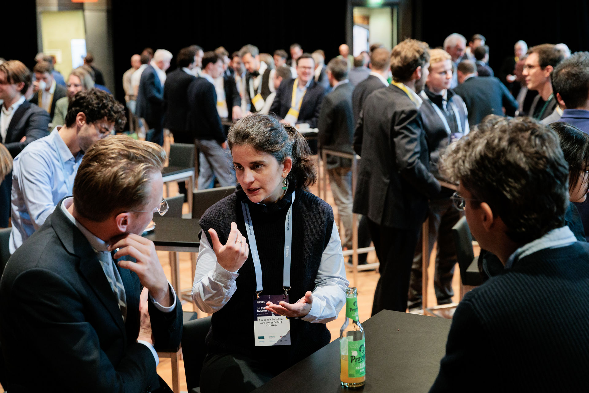 296 — 20251021-bves-3rd-investor-summit-306