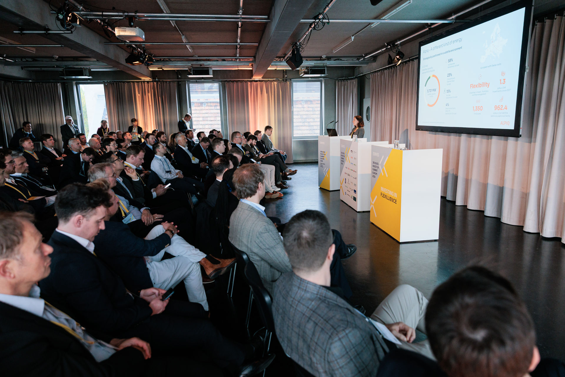 329 — 20251021-bves-3rd-investor-summit-339