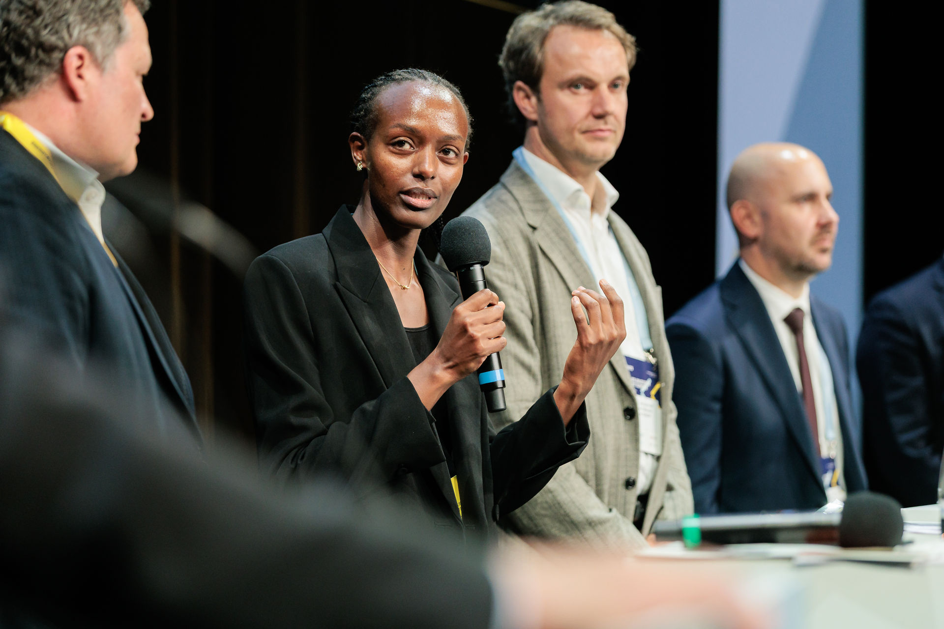 421 — 20251021-bves-3rd-investor-summit-432